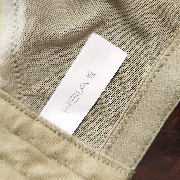 Lace and Mesh minimizing bra - Picture 4 of 5